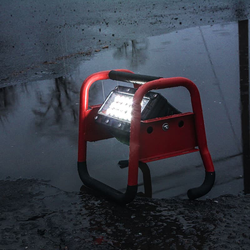 Streamlight Super Bright LED Portable Scene Light II - Image 5