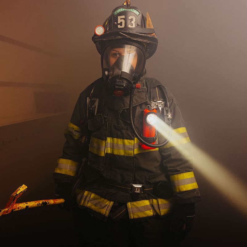 Streamlight Survivor® X LED Firefighter Flashlight - Right Angle, Alkaline - Image 5