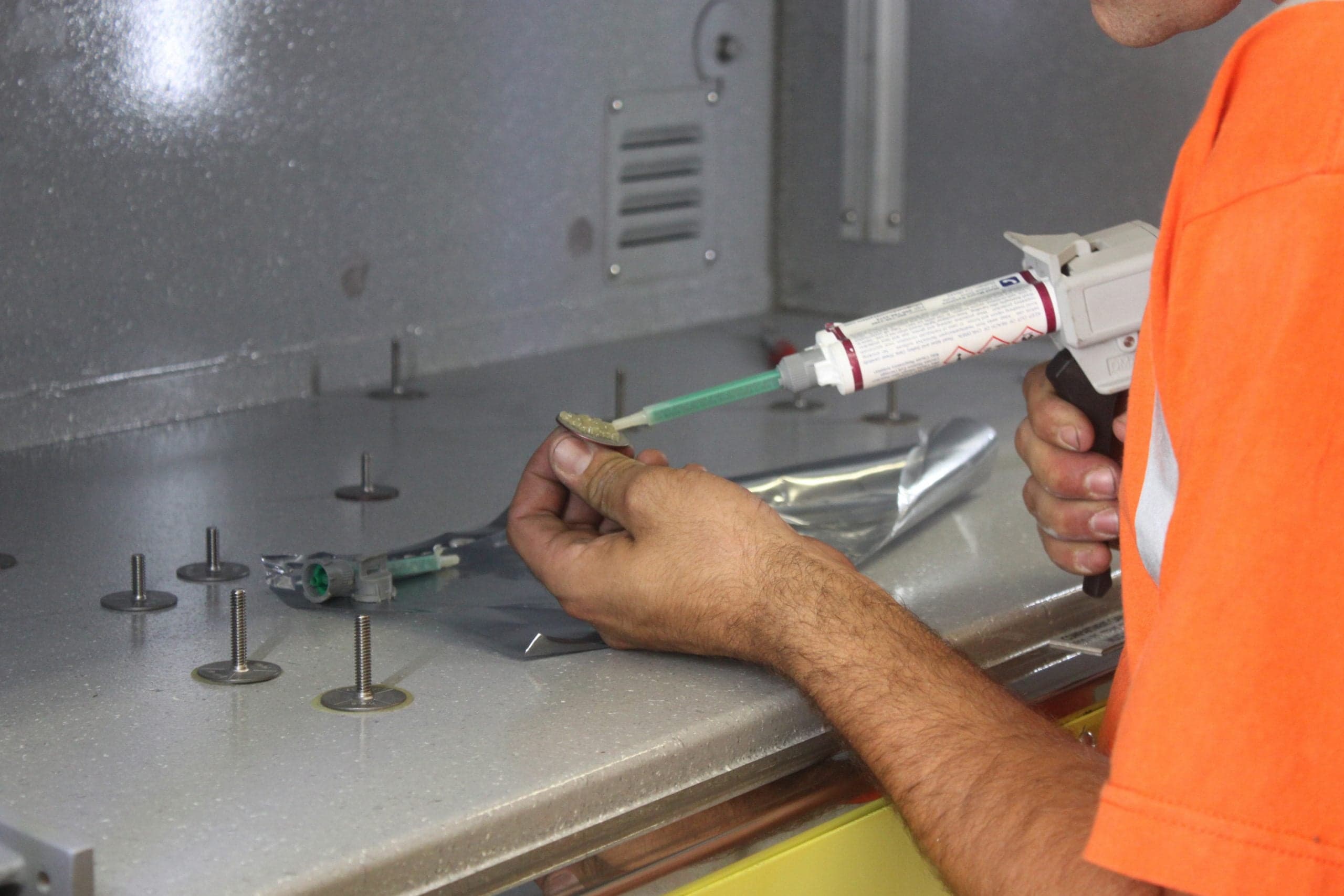 Ziamatic EZ-MOUNT Adhesive Dispensing Gun