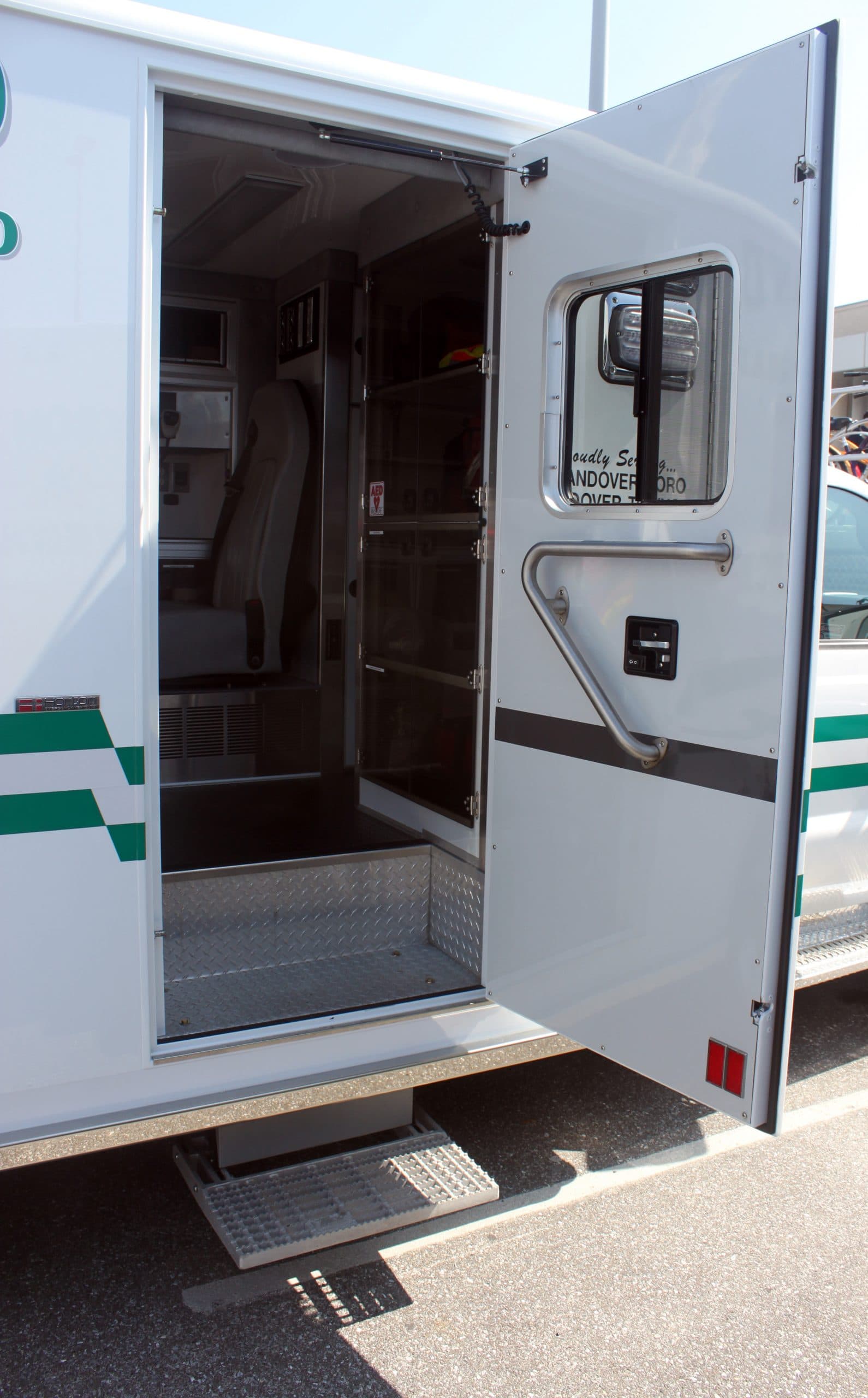 Ziamatic Retractable Vehicle Step - 7-5/8" Drop - Image 5